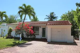 1380 71st St, Miami Beach, FL 33141 - Photo 2