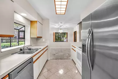 9347 N Chelsea Dr N, Plantation, FL 33324 - Photo 12