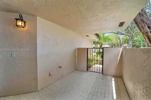 9347 N Chelsea Dr N, Plantation, FL 33324 - Photo 4