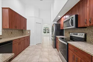 6508 NW 54th Ct, Lauderhill, FL 33319 - Photo 16
