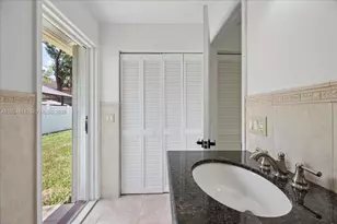 6508 NW 54th Ct, Lauderhill, FL 33319 - Photo 34