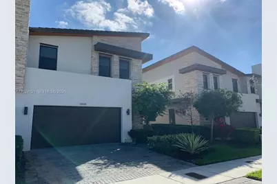 10510 NW 78th Ter #10510, Doral, FL 33178 - Photo 2