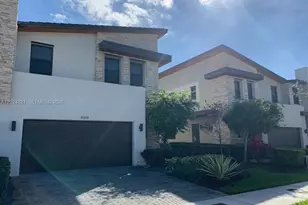 10510 NW 78th Terrace, Doral, FL 33178 - Photo 2