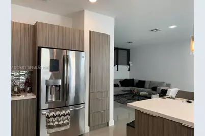 10510 NW 78th Ter #10510, Doral, FL 33178 - Photo 6