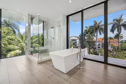 420 N Hibiscus Dr, Miami Beach, FL 33139 - Photo 22