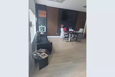 3560 Work Dr #B-6, Fort Myers, FL 33916 - Photo 2