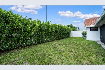 10520 NW 41st St #10520, Coral Springs, FL 33065 - Photo 32