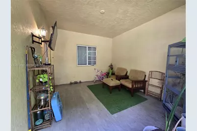 1236 NE 32nd Ave, Homestead, FL 33033 - Photo 8