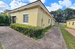 1236 NE 32nd Ave, Homestead, FL 33033 - Photo 38