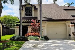 10194 SW 137th Ct, Miami, FL 33186 - Photo 2