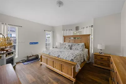 7831 NW 160th Ter, Miami Lakes, FL 33016 - Photo 20
