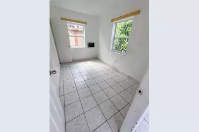 625 W Avenue A, Belle Glade, FL 33430 - Photo 8