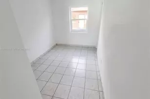 625 W Ave A, Belle Glade, FL 33430 - Photo 12