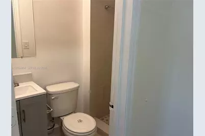 2000 Monroe St #8, Hollywood, FL 33020 - Photo 10