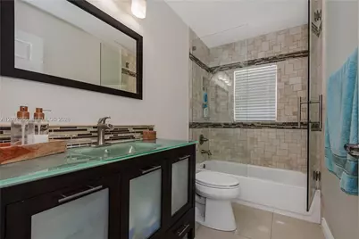 16269 SW 6th St, Pembroke Pines, FL 33027 - Photo 28