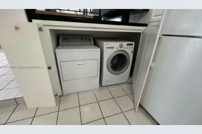 [Address not provided], Miami, FL 33172 - Photo 14