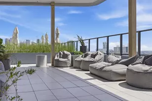 121 NE 5th St, Miami, FL 33132 - Photo 28