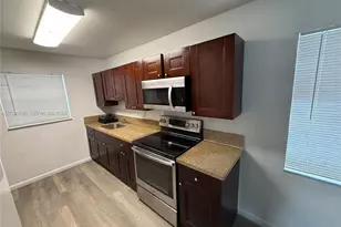 6921 Pembroke Rd, Pembroke Pines, FL 33023 - Photo 2