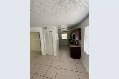 6921 Pembroke Rd #6927, Pembroke Pines, FL 33023 - Photo 8