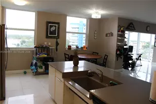 4200 Hillcrest Dr, Hollywood, FL 33021 - Photo 20