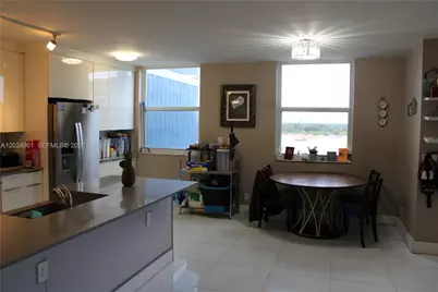 4200 Hillcrest Dr #820, Hollywood, FL 33021 - Photo 14