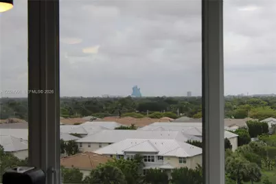 4200 Hillcrest Dr #820, Hollywood, FL 33021 - Photo 8