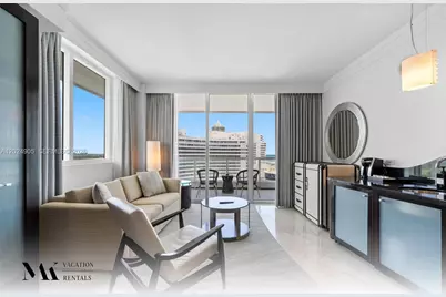 4391 Collins Ave #1001, Miami Beach, FL 33140 - Photo 6