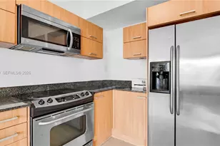 350 S Miami Ave, Miami, FL 33130 - Photo 4