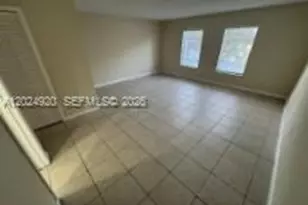 8445 Springtree Dr, Sunrise, FL 33351 - Photo 6