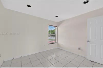 13440 SW 28th St, Miami, FL 33175 - Photo 12