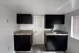 1121 NW 40th St, Miami, FL 33127 - Photo 6