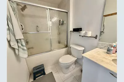 133 NE 2nd Ave #1909, Miami, FL 33132 - Photo 16