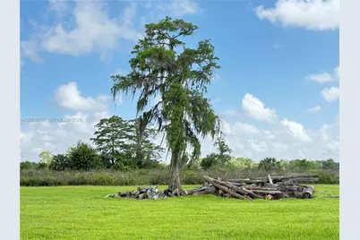 709 Siboney Ave, Clewiston, FL 33440 - Photo 2