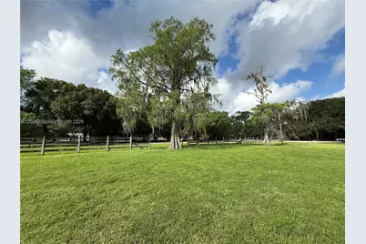 709 Siboney Ave, Clewiston, FL 33440 - Photo 14