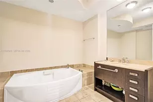 18201 Collins Ave, Sunny Isles Beach, FL 33160 - Photo 34
