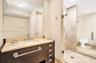 18201 Collins Ave, Sunny Isles Beach, FL 33160 - Photo 36