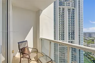 18201 Collins Ave, Sunny Isles Beach, FL 33160 - Photo 40
