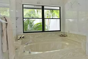 13353 Doubletree Cir, Wellington, FL 33414 - Photo 22