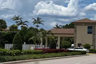 1400 SW 124th Terrace, Pembroke Pines, FL 33027 - Photo 2