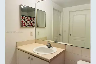 5085 NW 7th St #909, Miami, FL 33126 - Photo 8