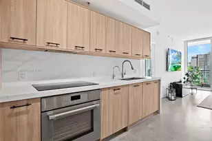 90 SW 3rd St, Miami, FL 33130 - Photo 20