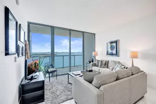 601 NE 36th St, Miami, FL 33137 - Photo 2
