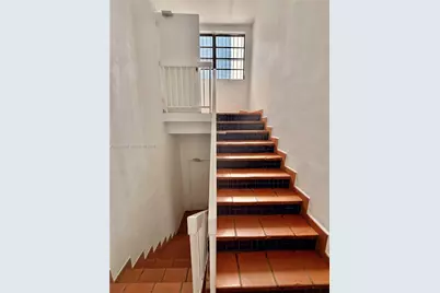 3080 SW 8th St, Miami, FL 33135 - Photo 26