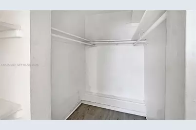 7717 Byron Ave #9, Miami Beach, FL 33141 - Photo 16