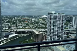 92 SW 3rd St, Miami, FL 33130 - Photo 10