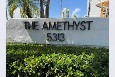 5313 Collins Ave #1109, Miami Beach, FL 33140 - Photo 1