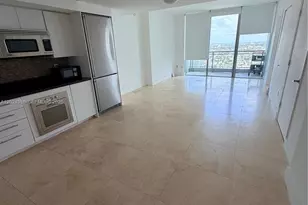 92 SW 3rd St, Miami, FL 33130 - Photo 2