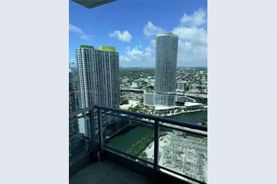 92 SW 3rd St #3909, Miami, FL 33130 - Photo 10