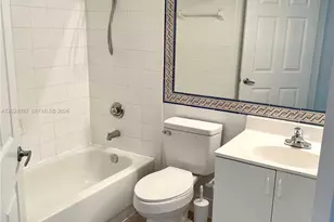 150 NW 96th Ave, Pembroke Pines, FL 33024 - Photo 16