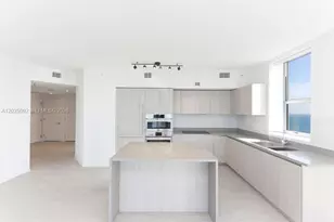 4010 S Ocean Dr, Hollywood, FL 33019 - Photo 10
